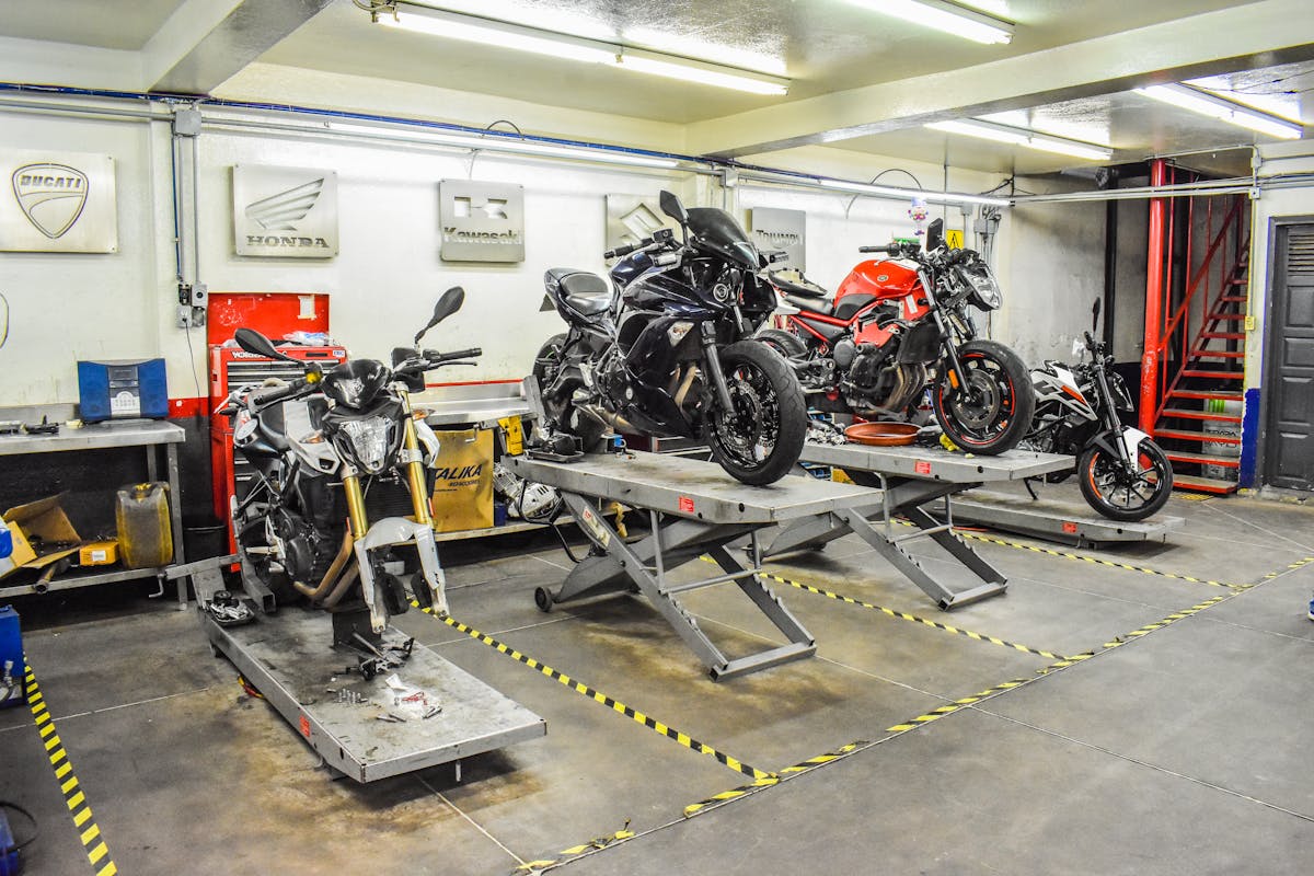 Motorcycle wheelie practice on a wheelie machine